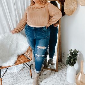 AMERICAN EAGLE SKINNY JEANS (PLUS SIZE 20)